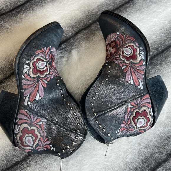 Old Gringo Janely 6” Black Floral Studded Western Cowboy Boots Booties - Picture 5 of 13